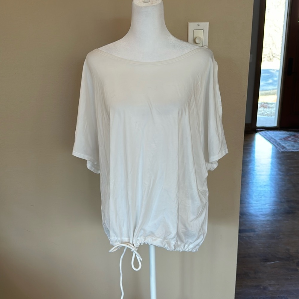 Lulu lemon white short sleeve top!